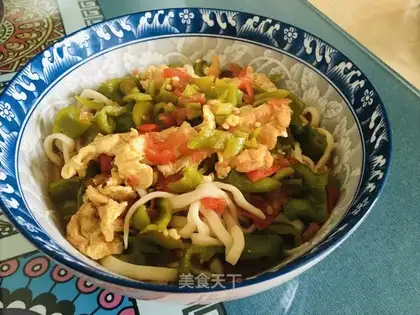 Spicy egg tomato noodles