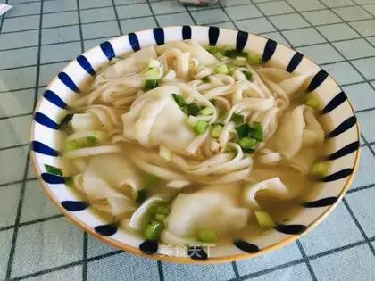 Chicken soup, noodles