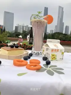 Blueberry carrot juice