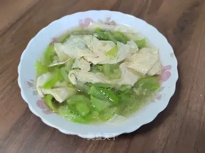 Tofu melon soup