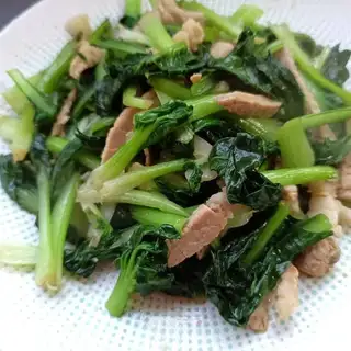 I'm cooking fried meat
