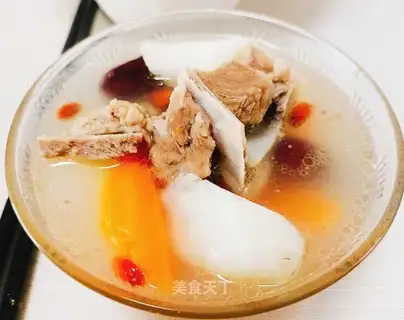 Pork and bone soup