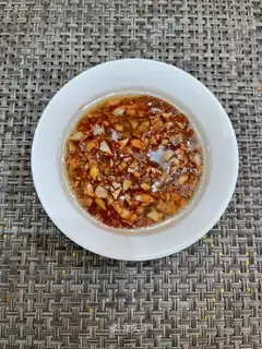 All-powerful garlic sauce