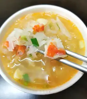 Shrimp radish soup