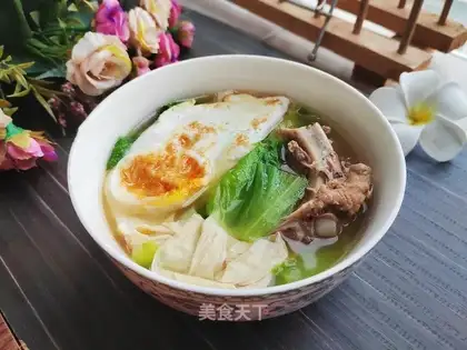 Fried omelet omelet soup