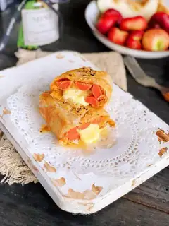 Hand-picked pies for breakfast