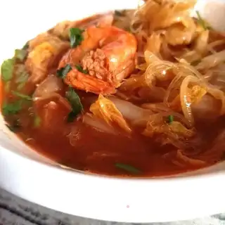 The cabbage fan stewed shrimp