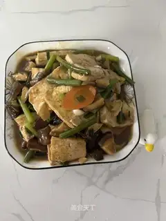 Tofu with mushrooms