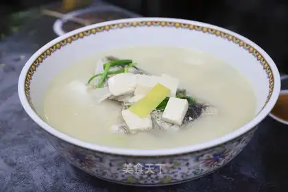 Fish tofu soup