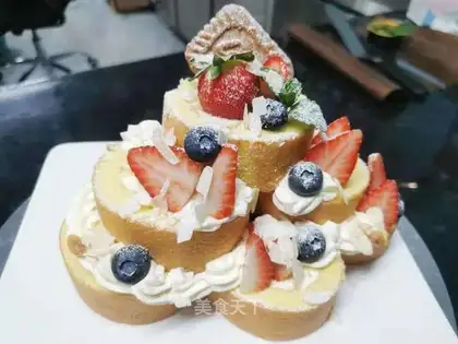 Froun Tower cake