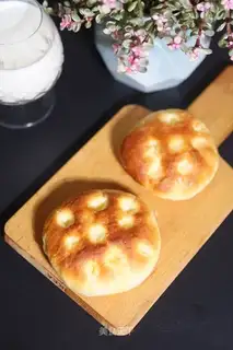 Egyptian butter bread