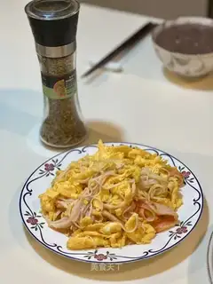 Crab sticks for eggs