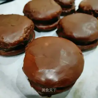 Chocolate pie