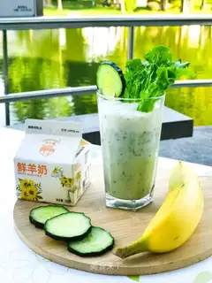 cucumber banana milk