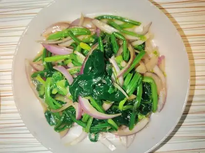Onion spinach