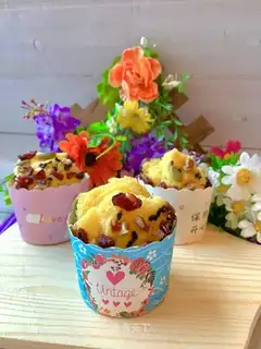 Coarse nut-cakes