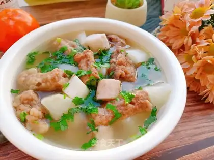 Cream bone soup