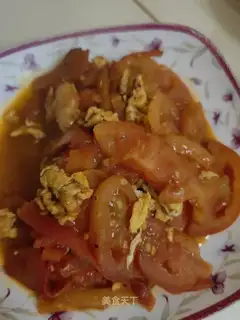 Chicken tomato fried eggs
