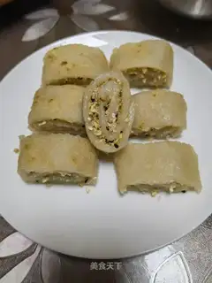 Homemade peanut rolls