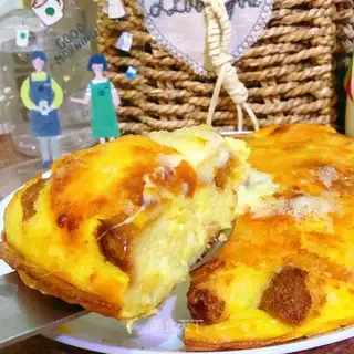 Bread pie