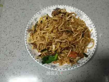 Crab noodles