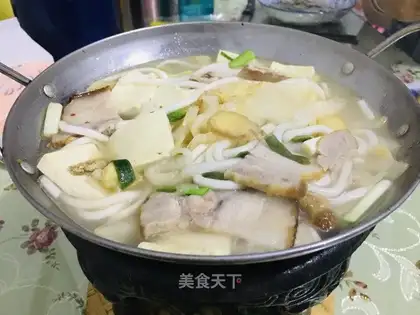 Pots of sour sauce