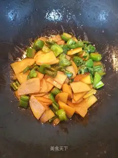 Pyramid chips