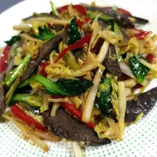 Cabbage with lamb and liver