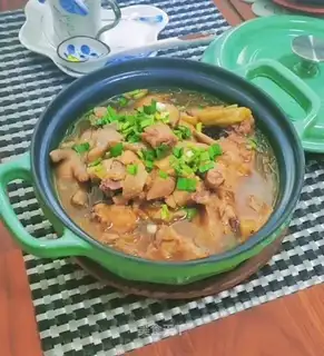 Fresh mushroom chicken stew