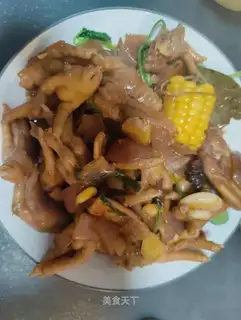 Chicken wings and claws