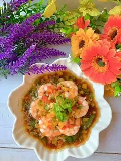 Garlic shrimp steamed potatoes