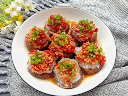 Garlic fan steamed mushrooms