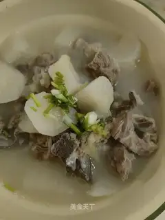 Lamb radish soup
