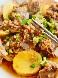 Garlic ribs steam potatoes