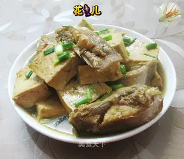 Rubber fish tofu