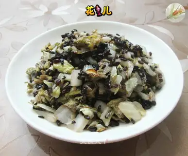Eggs and cabbage and rice