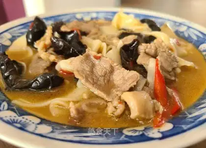 Lamb noodles