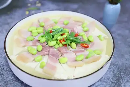 Salted meat stinks of tofu