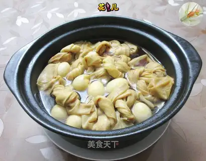 The quail egg leaves