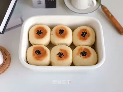 Super-soft Japanese red bean bread