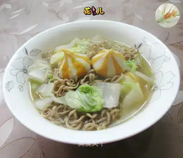 Fishseeds with cabbage noodles
