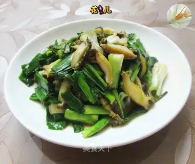 Garlic fried abalone