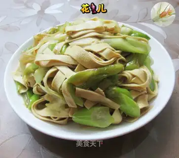A thousand onions
