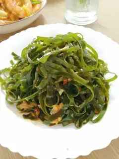 Garlic seaweed