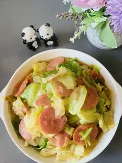 The ham hand tore the vegetables