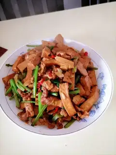 Celery fried dry