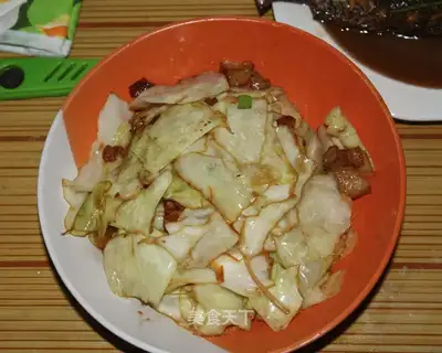 shredded cabbage