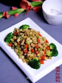 stir-fried chicken with spring bamboo shoots