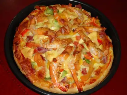 Supreme Bacon Prawn Pizza