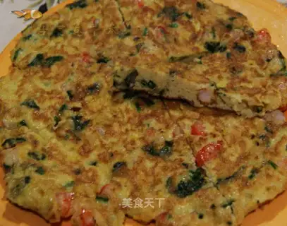 Fried eggs with shrimp and horseshoe
